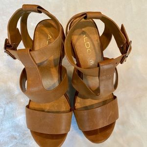Tan leather ALDO sandals (size 7.5)